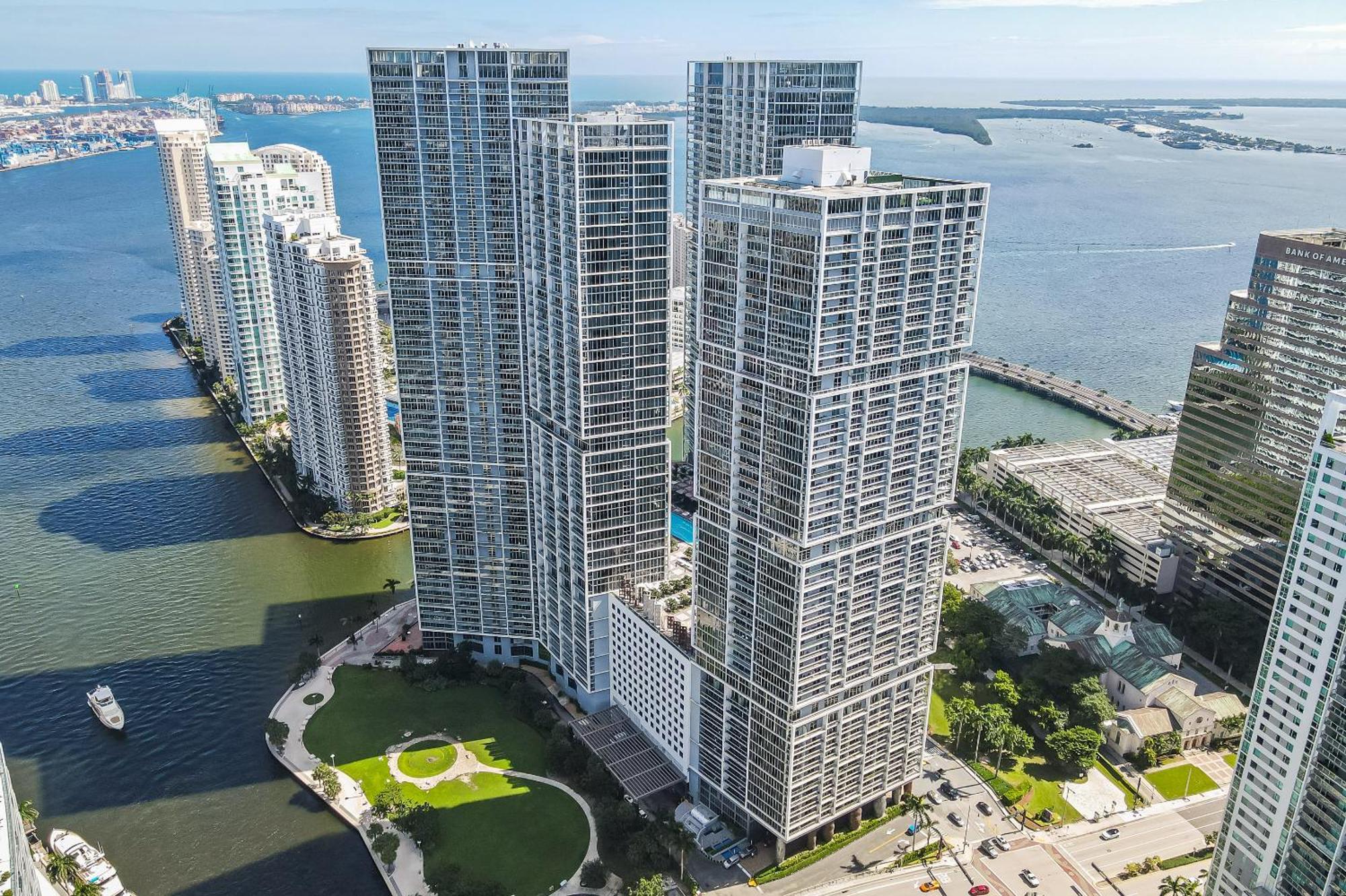 Luxurious Condo At Icon With Views 마이애미 외부 사진